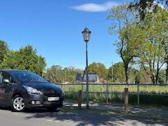 Bild des Angebotes Peugeot 5008 Premium