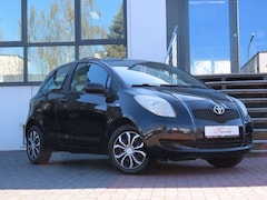 Bild des Angebotes Toyota Yaris Luna 1,3-l-VVT-i