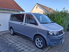Bild des Angebotes VW T5 Caravelle Transporter 9-Sitzer