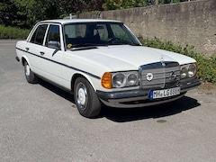 Mercedes-Benz 200 200 TypW123 Bj1979 Gutachten H-Zulassung- Automatik