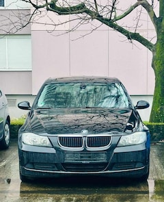 Bild des Angebotes BMW 320 Touring 320i 170ch Edition