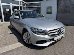 Bild des Angebotes Mercedes-Benz C 200 T BlueTec / d mit Klima/Navi/AHK/ABS/ESP/PDC/Met,/