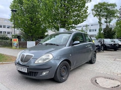Bild des Angebotes Lancia Ypsilon 1.4 16V Platino