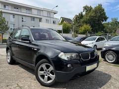 Bild des Angebotes BMW X3 2.0i *Panno*PDC*AHK*