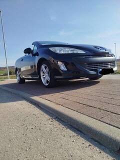 Bild des Angebotes Peugeot 308 CC 155 THP Premium