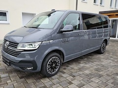 Bild des Angebotes VW T6 Caravelle T6.1 Car. lang 8si AHK LED StHzg. 2xSchtür Navi