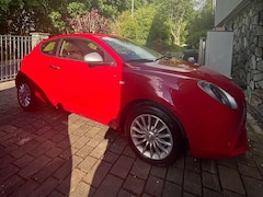 Bild des Angebotes Alfa Romeo MiTo Schöner roter Flitzer in italienischen Stil
