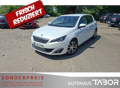 Bild des Angebotes Peugeot 308 1.2 Aut. Allure AHK Navi LED LM PDC GRA