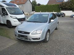 Bild des Angebotes Ford Focus Style 5-türig aus 1. Hand sehr gepflegt