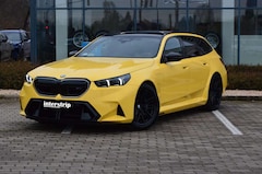 Bild des Angebotes BMW M5 Touring DR.ASS.PRO.PANO.360°.4ZONEN.LHZ.AHK