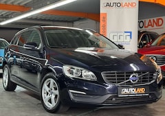 Bild des Angebotes Volvo V60 Kombi Linje Business*1.HAND*AUTOM*XENON*NAVI