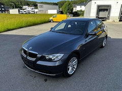 Bild des Angebotes BMW 318 318i