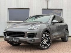 Bild des Angebotes Porsche Cayenne Diesel Pano*PASM*PDLS*14W*Luft*Bi-Xenon