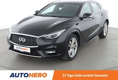 Bild des Angebotes Infiniti Q30 1.6 Luxe Tech Aut*NAVI*TEMPO*PDC*SHZ*KLIMA*