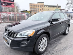 Bild des Angebotes Volvo XC60 AWD +AUTOMATIK+1.HAND+LEDER+NAVI+XENON+