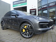 Bild des Angebotes Porsche Cayenne Turbo PANO/ENTERTAIN/HUD/CARBON/BURMESTER
