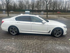Bild des Angebotes BMW 740 740i