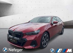 Bild des Angebotes BMW i5 eDrive40 SHZ B&W 360° AHK Shadow Line Komfort