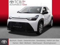 Bild des Angebotes Toyota Aygo X 1,5 l Pure CVT PDC KLIMA BT ZV SERVO USB