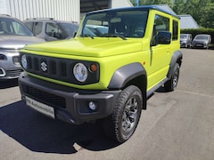 Bild des Angebotes Suzuki Jimny 1.5 ALLGRIP Automatik/Klimaaut/Navi+Cam