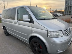 Bild des Angebotes VW T5 Multivan CONCERT 2,5 TDI 174ps VOLL AUSSTATTUNG 18 ZOLL ALU