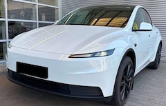 Tesla Model Y Standard Long Range RWD
