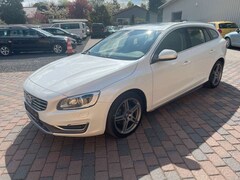 Bild des Angebotes Volvo V60 D4 Summum NAVI, Leder, PDC