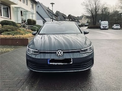 Bild des Angebotes VW Golf VIII 2.0 TDI + StHz + Garantie