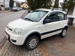 Bild des Angebotes Fiat Panda 1.3 JTD Climbing 4X4 TÜV +AU NEU