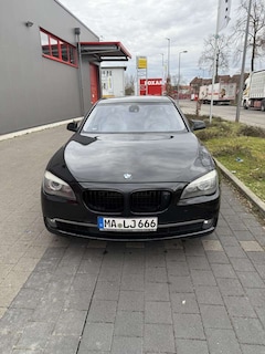 Bild des Angebotes BMW 750 750i xDrive TÜV 11.26