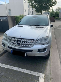 Bild des Angebotes Mercedes-Benz ML 320 CDI 4Matic 7G-TRONIC DPF