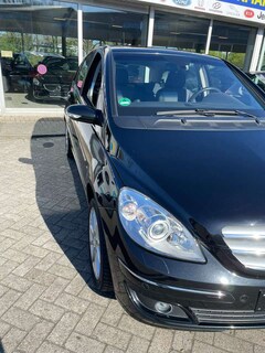 Bild des Angebotes Mercedes-Benz B 170 B 170 Sports Tourer Top gepflegt 1 Hand
