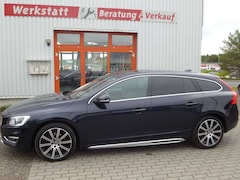 Bild des Angebotes Volvo V60 Summum