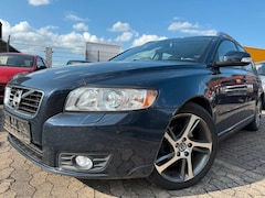 Bild des Angebotes Volvo V50 1,6D Kombi  Klimaanlage,Leder,1-Hand,FESTPR!