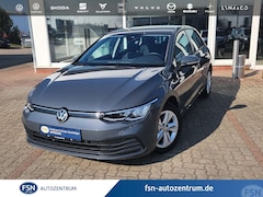 Bild des Angebotes VW Golf VIII 2.0 TDI Life LED NAVI ACC VC APP SHZG DAB