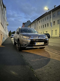 Bild des Angebotes Mitsubishi Outlander 2.2 DI-D 4WD Aut. Plus