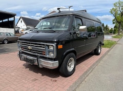 Chevrolet G 20 5.7 V8 STARCRAFT Wohnmobil CHAVY VAN
