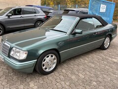 Bild des Angebotes Mercedes-Benz E 320 W124 Cabrio Top Zustand  2+ H-Kennzeichen