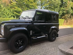 Bild des Angebotes Land Rover Defender Defender 90 SE Vollausstattung im Traumzustand