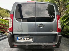 Bild des Angebotes Peugeot Expert Tepee 9 sitzer