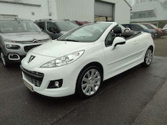 Bild des Angebotes Peugeot 207 207 CC Klimaaut./PDC/Alu/Sitzhzg/Leder
