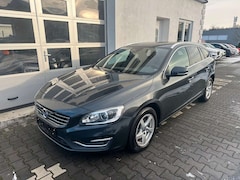 Bild des Angebotes Volvo V60 Kombi Summum
