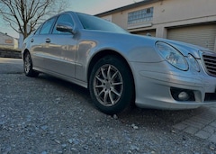 Bild des Angebotes Mercedes-Benz E 230 T 7G-TRONIC Classic