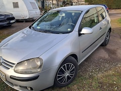Bild des Angebotes VW Golf 1.6 FSI Trendline