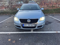 Bild des Angebotes VW Passat Variant 2.0 TDI DPF DSG Comfortline