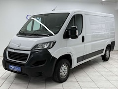 Bild des Angebotes Peugeot Boxer 330 L2H1 Premium*140PS*AHK*Kamera*ESpiegel