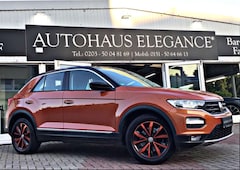 Bild des Angebotes VW T-Roc Style 4Motion Aut.~Navi~ACC~AppleCar~Andro