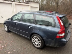 Bild des Angebotes Volvo V50 2.4 Momentum