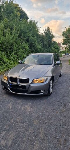 Bild des Angebotes BMW 320 320i Limousine