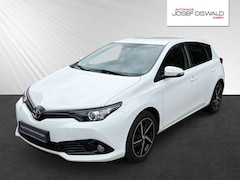 Toyota Auris Team D